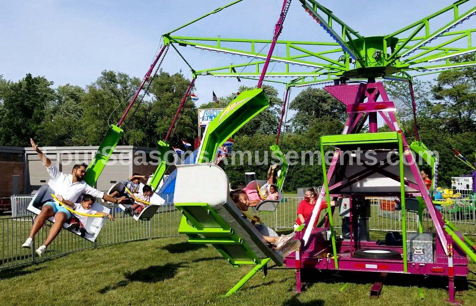 Ballistic Chair Swing Ride